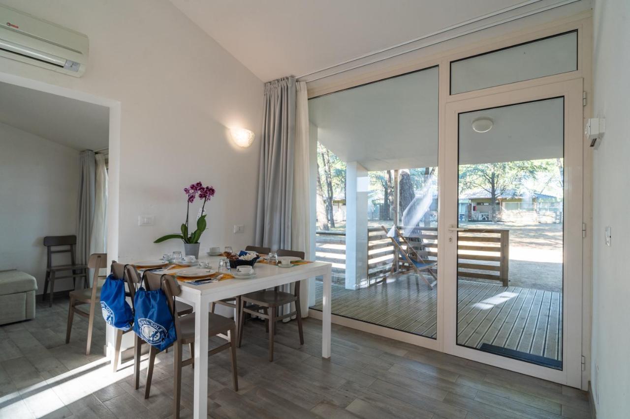 Club Del Sole Marina Julia Family Collection Hotel Exterior foto